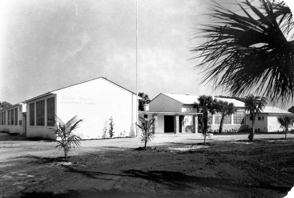 A photo of Anna Maria Elementary School in the 1950s.