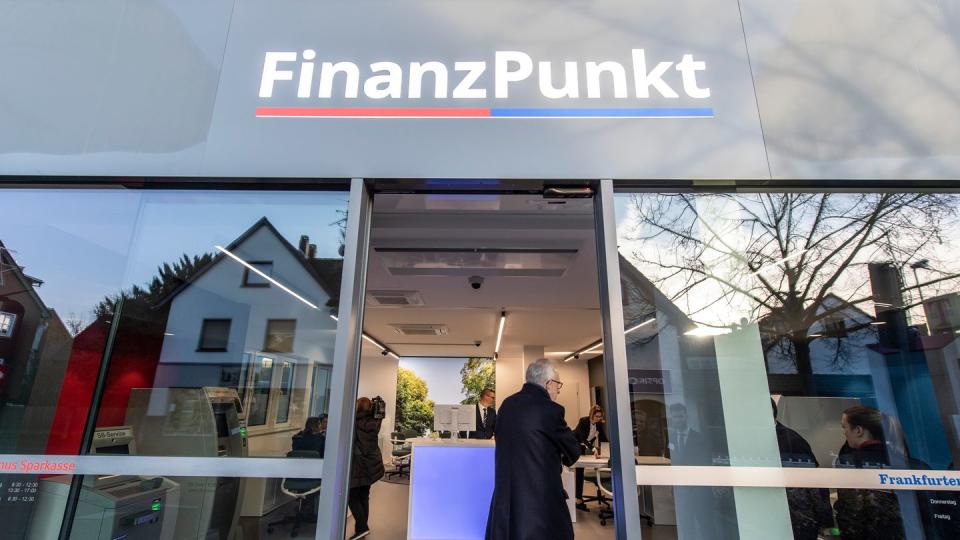 Ein «Finanzpunkt» im hessischen Bad Soden - eine Kooperation von Volksbank und Sparkasse.