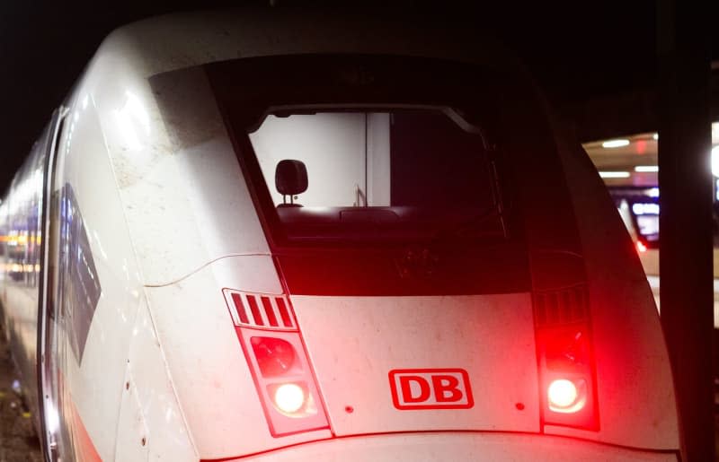 A Deutsche Bahn ICE train with an abandoned driver's seat at Hanover main station. The German Train Drivers' Union (GDL) has called for another strike at Deutsche Bahn lasting several days. Julian Stratenschulte/dpa