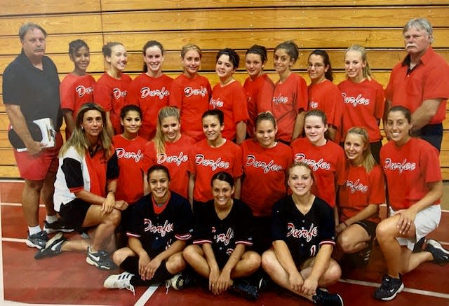 Durfee High School's 2004 Division 1 state championship softball team will be inducted into the Athletic Hall of Fame next month.