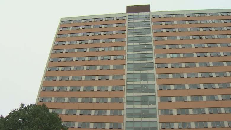 Halifax seniors' building to get fire-rated cladding