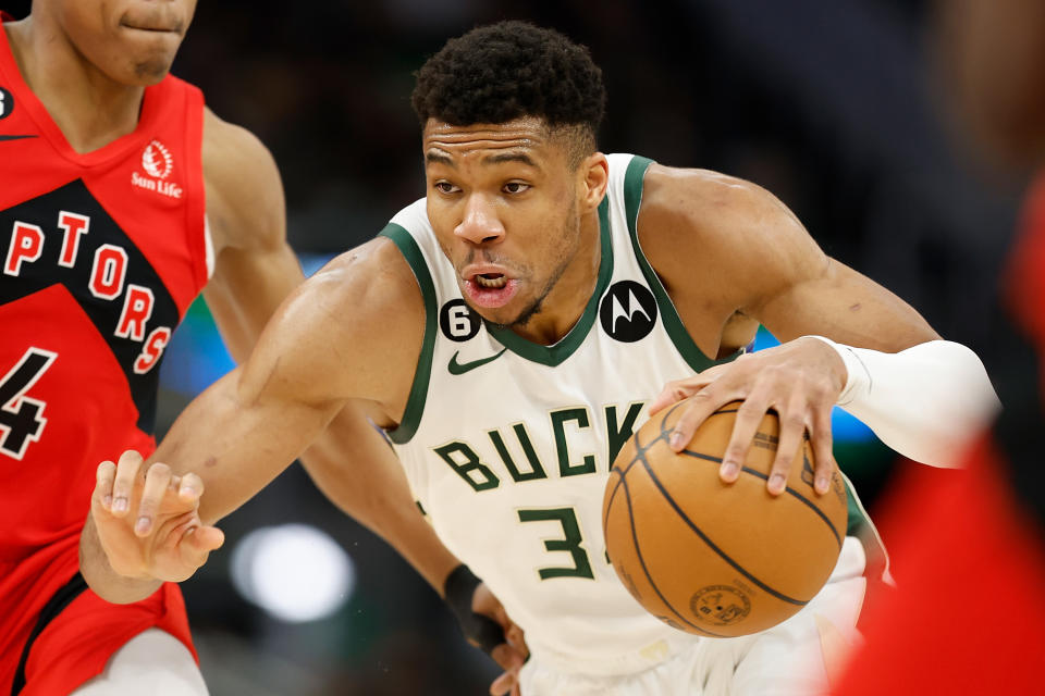 Giannis Antetokounmpo今繳出9投9中，22分13籃板10助攻的完美大三元成績單。(Photo by John Fisher/Getty Images)