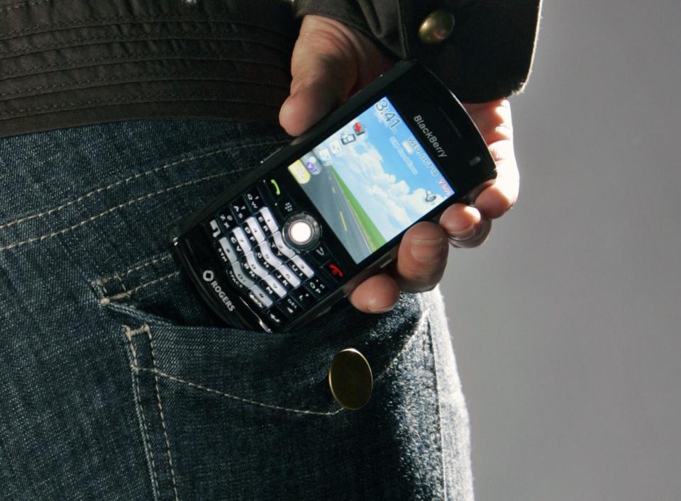 <h1 class="title">Blackberry Pearl in the studio for Top Technologies Special Section.</h1><cite class="credit">Photo by David Cooper. Image courtesy of Getty Images.</cite>