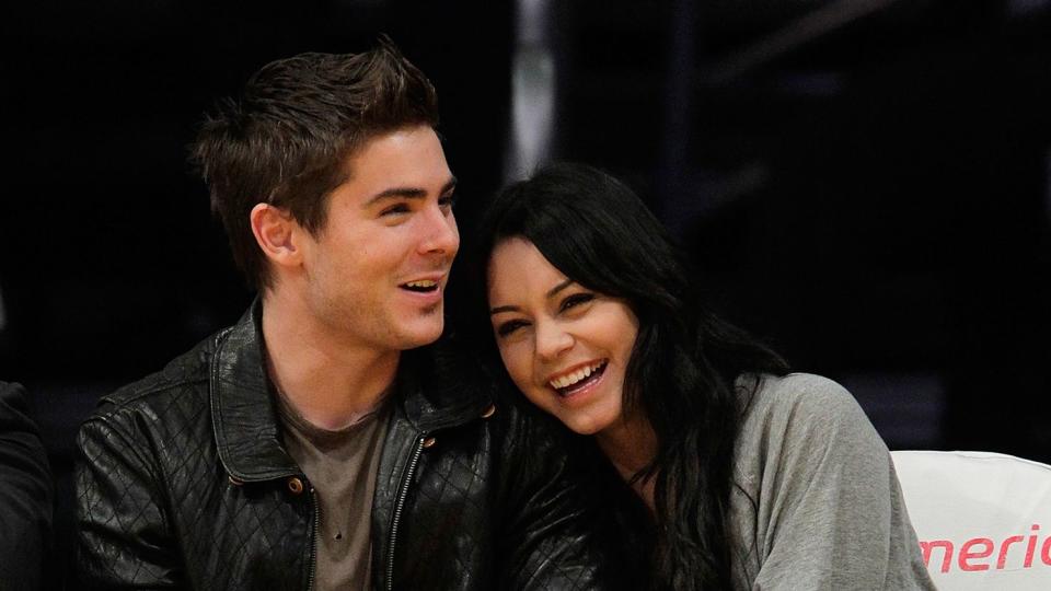 Zac Efron (L) and Vanessa Hudgens (R) attend a game between the Charlotte Bobcats and the Los Angeles Lakers at Staples Center on January on February 3, 2010 in Los Angeles, California