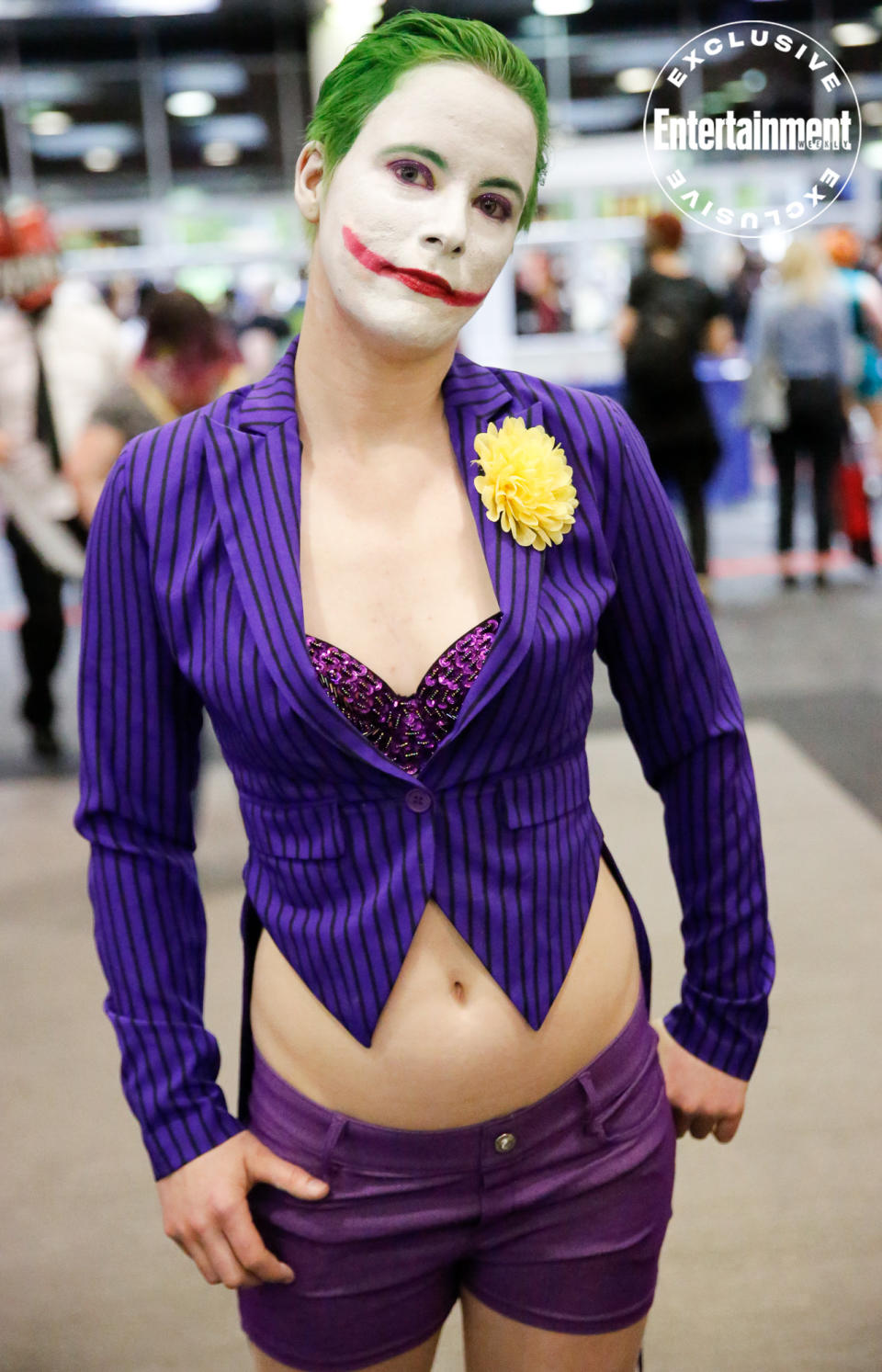 Joker cosplayer