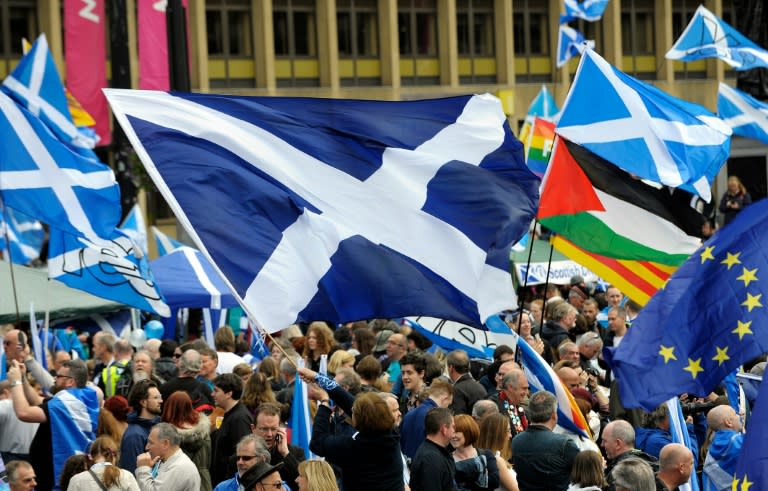 Scottish independence supporters rally in Glasgow's George Square on July 30, 2016 to call for a second referendum