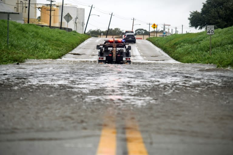 Im Süden der USA ist die Zahl der Toten durch Sturm "Beryl" auf mindestens acht gestiegen. Sieben der Todesopfer starben nach Behördenangaben im US-Bundesstaat Texas, ein Mensch kam im benachbarten Louisiana zu Tode. (Mark Felix)