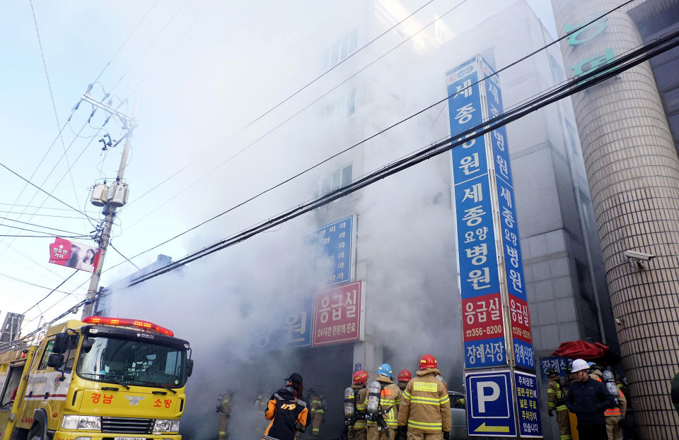 Dozens killed in South Korean hospital fire