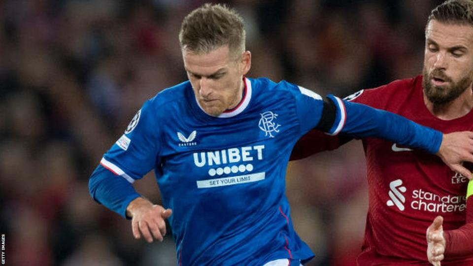 Il centrocampista dei Rangers Stephen Davis