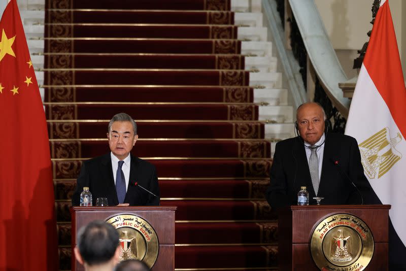 Chinese Foreign Minister Wang Yi visits Egypt