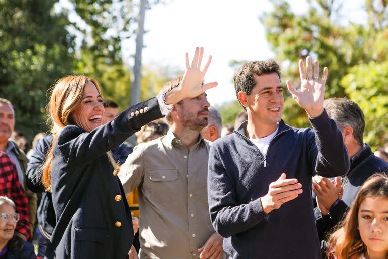 Victoria Tolosa Paz y Wado de Pedro este sábado en Mercedes, donde inauguraron un centro de primera infancia