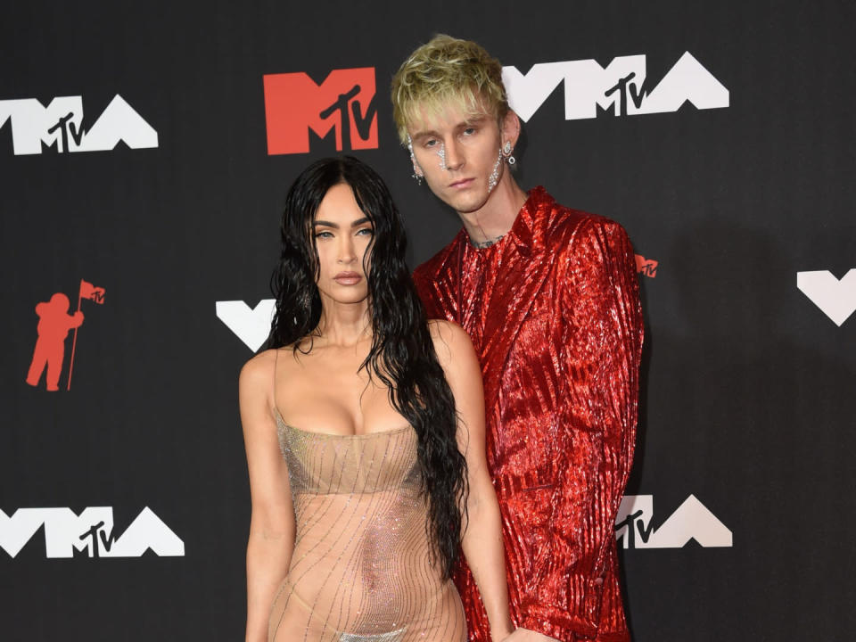 Megan Fox Looked Seriously Annoyed With Machine Gun Kelly on the Red Carpet This Weekend - Yahoo Life