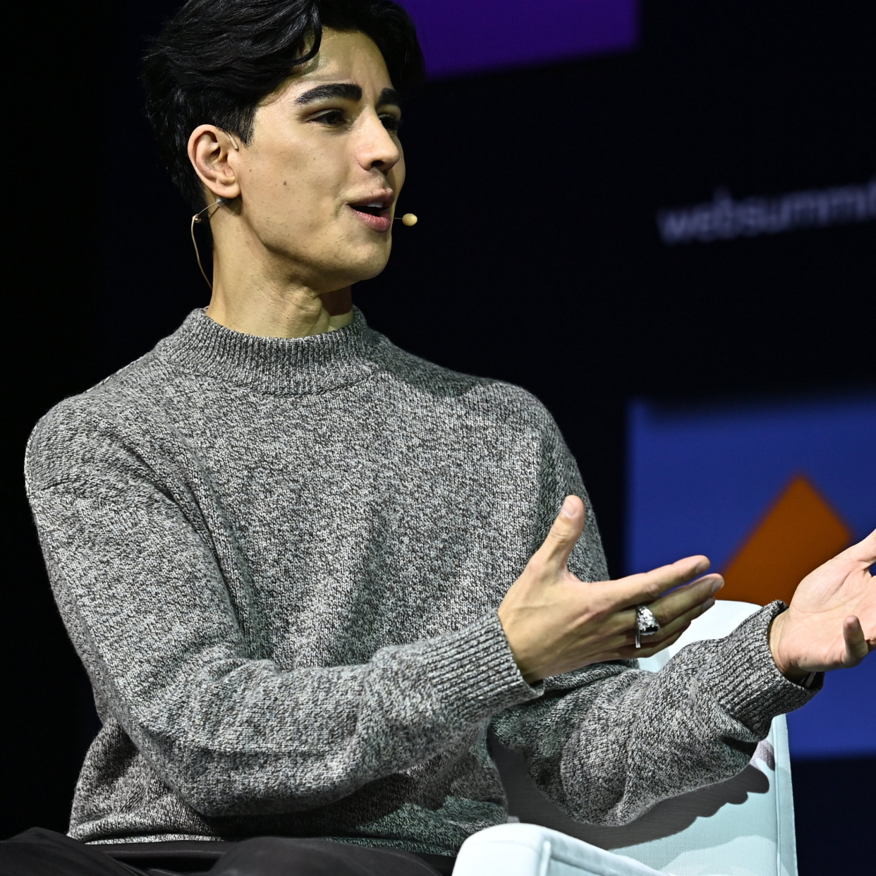  Omid Scobie, Yahoo News, on Fourth Estate stage during day one of Web Summit 2022 at the Altice Arena in Lisbon, Portugal. 