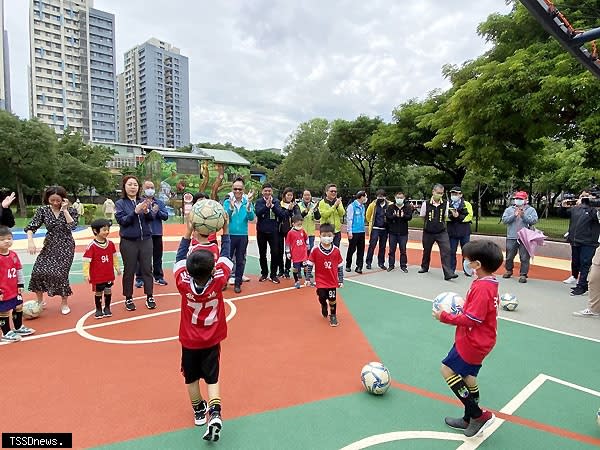 板橋親民兒童足球場完工後將提供兒童更佳運動空間。（圖：板橋區公所提供）