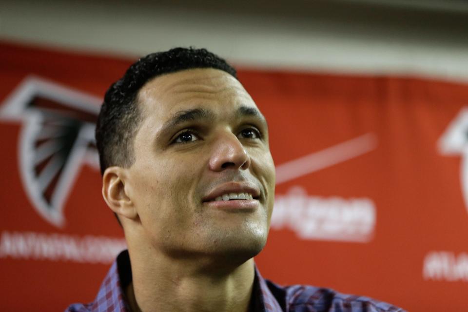 Atlanta Falcons tight end Tony Gonzalez speaks during a news conference after a NFL football game against the Carolina Panthers, Sunday, Dec. 29, 2013, in Atlanta.
