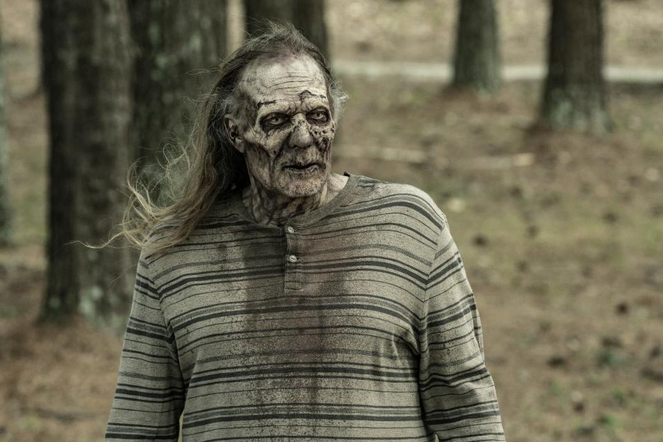 TWD 1124 Greg Nicotero