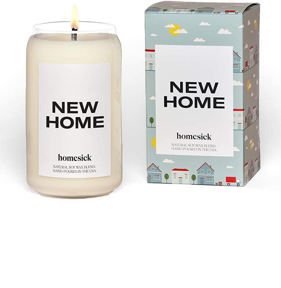 New Home Candle with Scents of Jasmine, Cedarwood, Lime