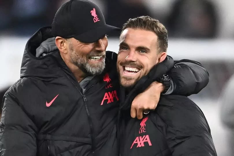 LONDON, ENGLAND - APRIL 26: manager Jurgen Klopp and Jordan Henderson of Liverpool FC during the Premier League match between West Ham United and Liverpool FC at London Stadium on April 26, 2023 in London, United Kingdom. (Photo by Sebastian Frej/MB Media/Getty Images)