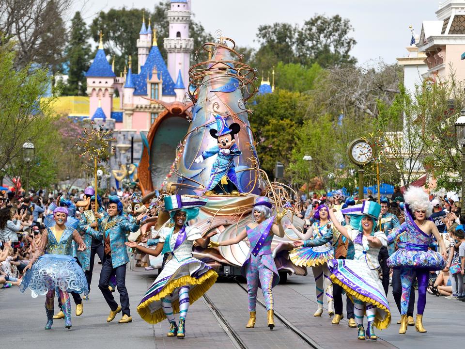 Disneyland parade