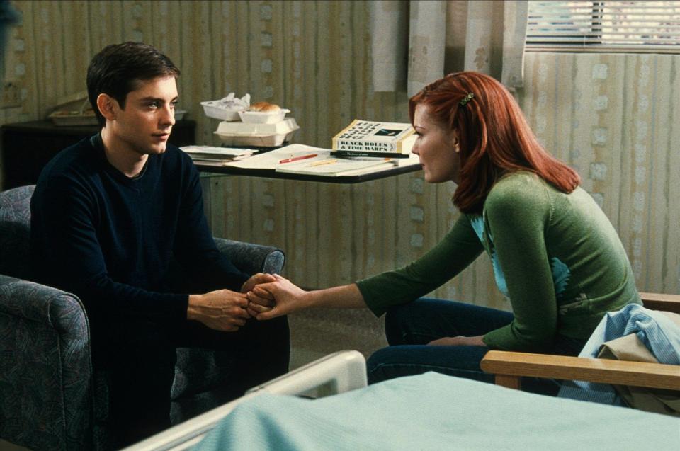 TOBEY MAGUIRE, KIRSTEN DUNST, SPIDER-MAN, 2002