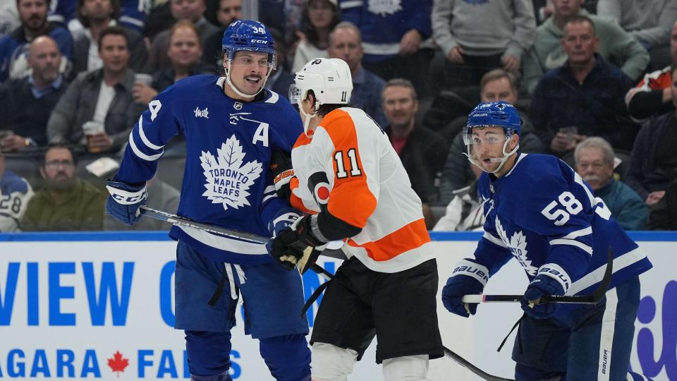 Longtime NHL enforcer Mike Rupp was unhappy with Auston Matthews' reaction to a heated scrum in the dying minutes of the Toronto Maple Leafs 5-2 win over the Philadelphia Flyers on Wednesday. (Reuters)