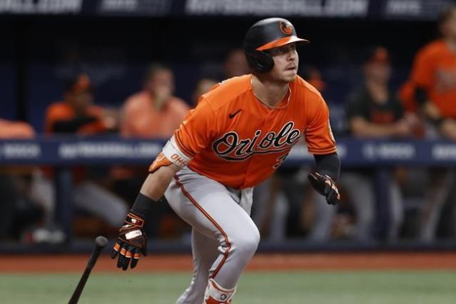 Nolan Gorman's pinch-hit 2-run homer in 9th inning carries