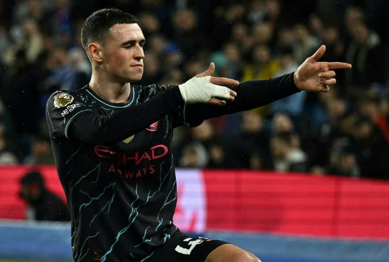 El atacante inglés Phil Foden, del Manchester City, celebra su segundo gol contra el Brighton en el partido aplazado de la 29ª jornada, el 25 de abril de 2024 en Brighton. (Ben Stansall)