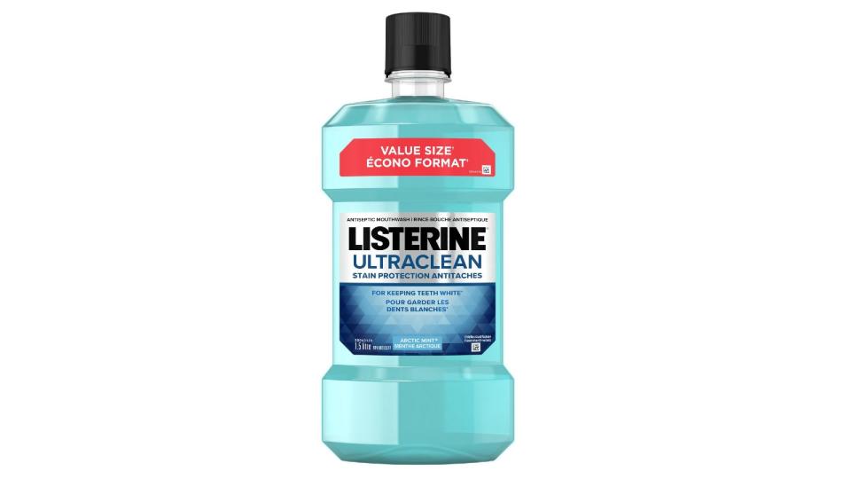 Listerine Ultraclean Stain Protection. (Image via Walmart)