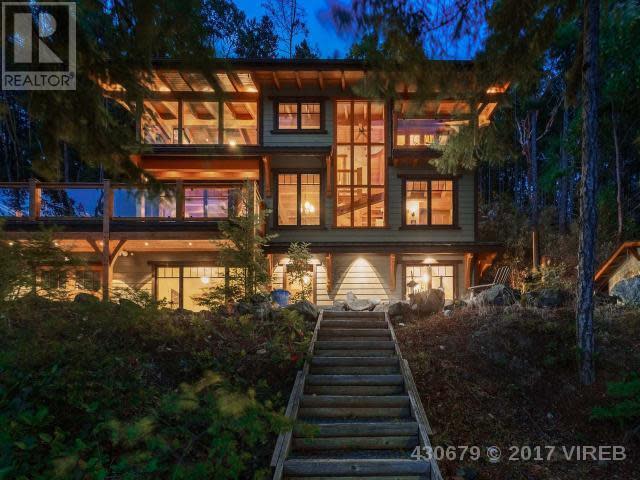 <p><span>3905 #407-3676 Horne Lake Caves Rd., Qualicum Beach, B.C.</span><br> Location: Qualicum Beach, British Columbia<br> List Price: $995,000<br> (Photo: Zoocasa) </p>