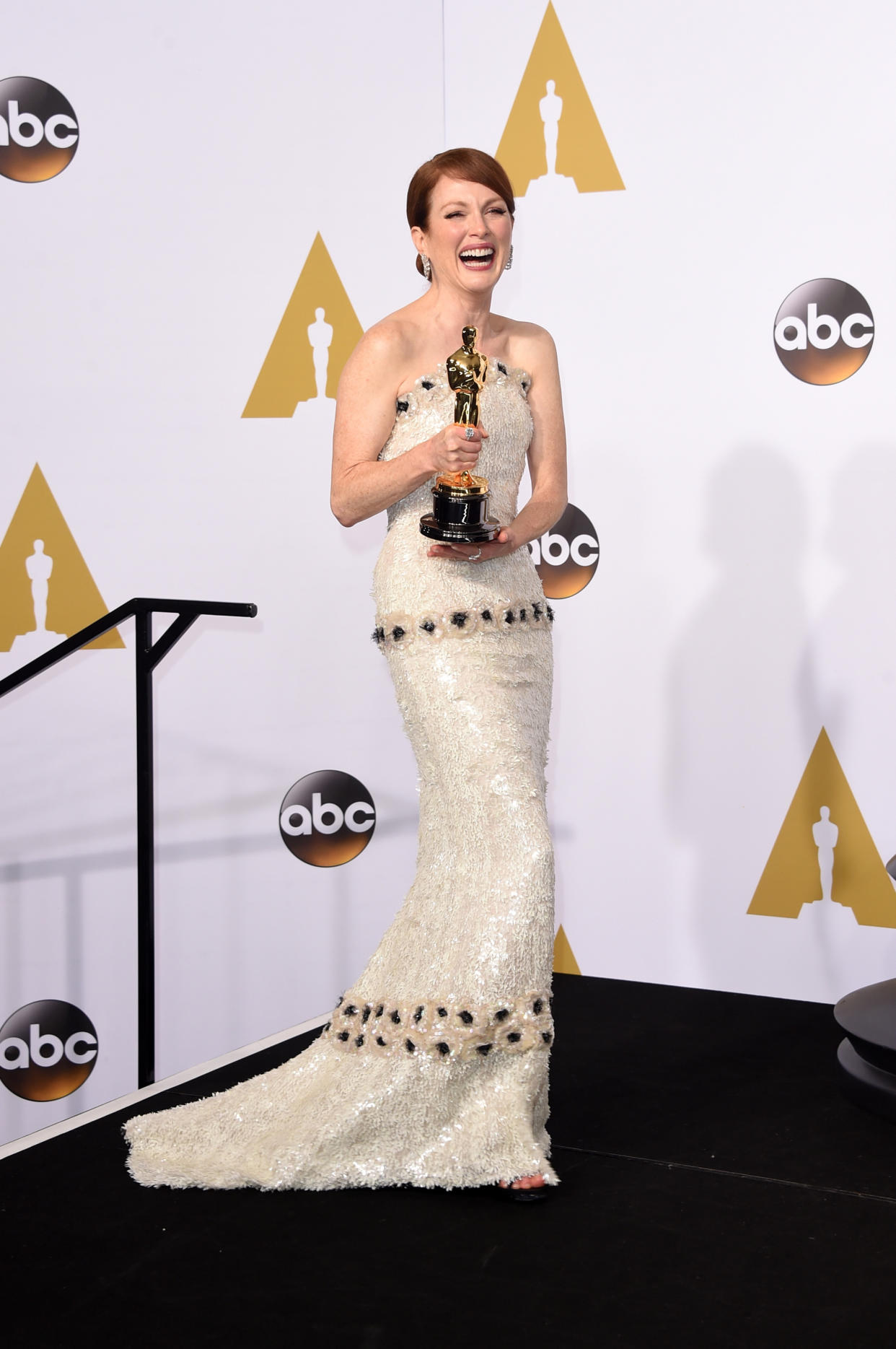 Julianne Moore Oscars 2015 (Jason Merritt / Getty Images)