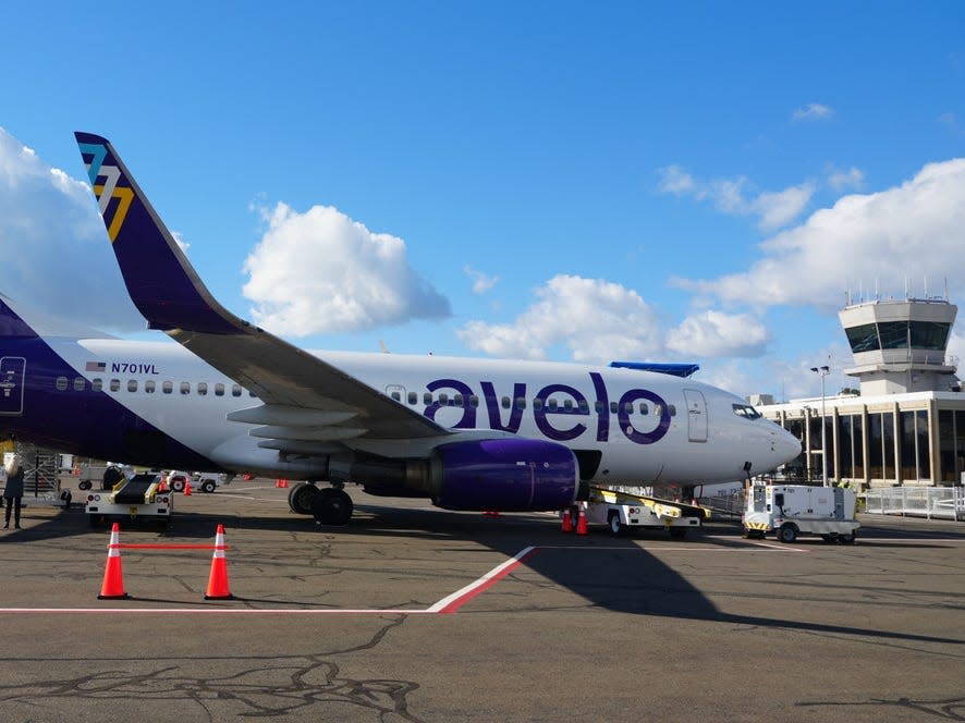 Avelo Airlines 737-700 at Tweed-New Haven Airport.