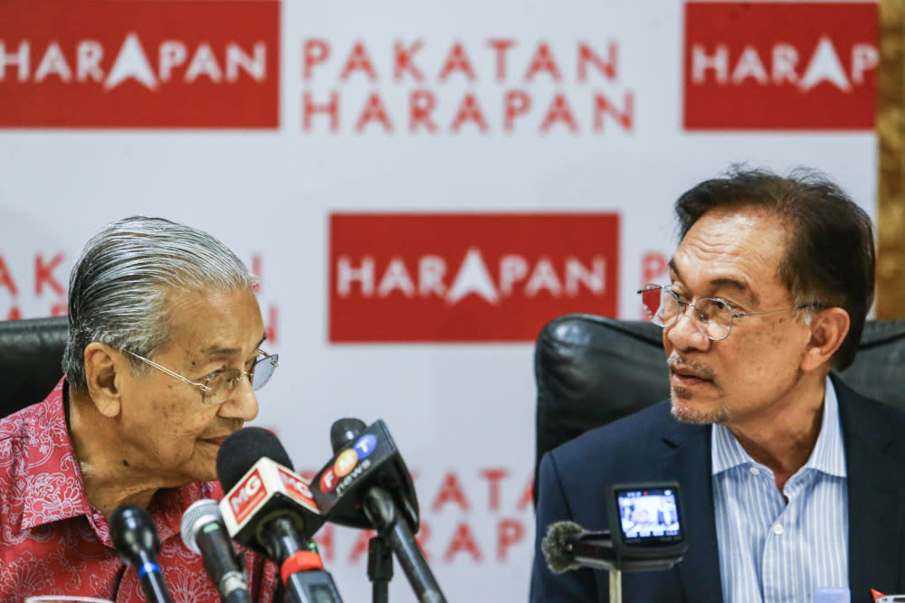 Mahathir pointed out that Anwar could not get the support of the Malays and win the election on three previous occasions. — Picture by Hari Anggara