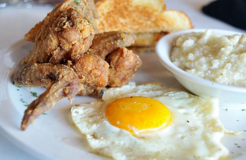 Beans & Cornbread (Southfield, Michigan)