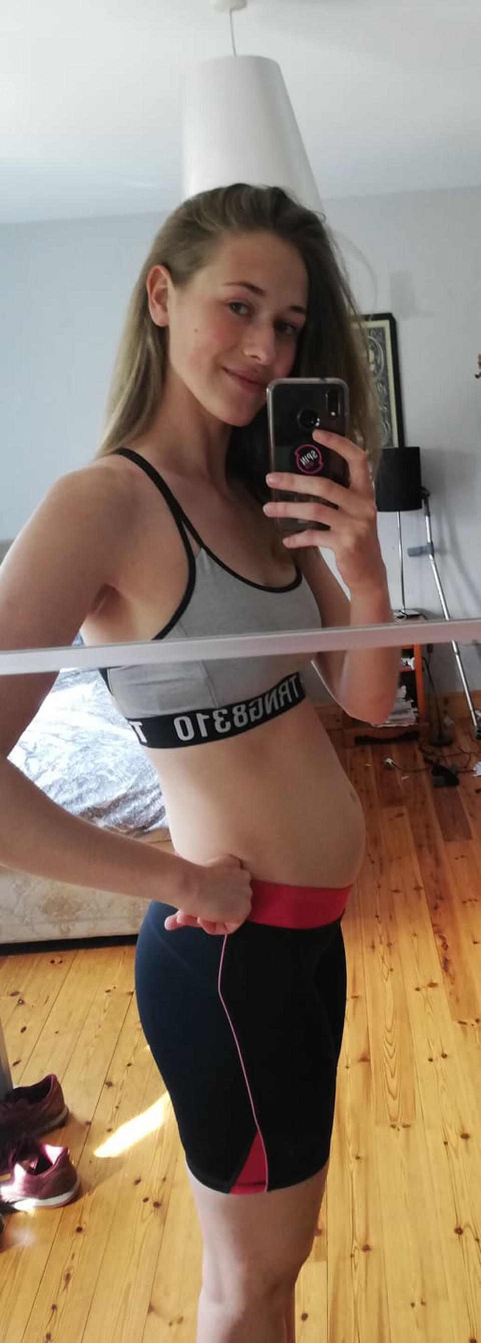 Aeva revealed that her bloated tummy can sometimes make her look pregnant [Photo: Caters]