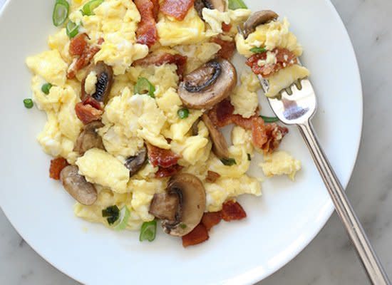 <strong>Get the <a href="http://www.foodiecrush.com/2012/03/scrambled-egg-recipe-brinner/" target="_hplink">Grandma's Scrambled Eggs recipe </a>by Foodie Crush</strong>