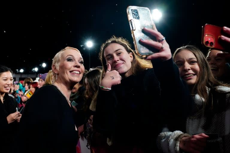 La ganadora del Oscar, junto a sus fanáticos