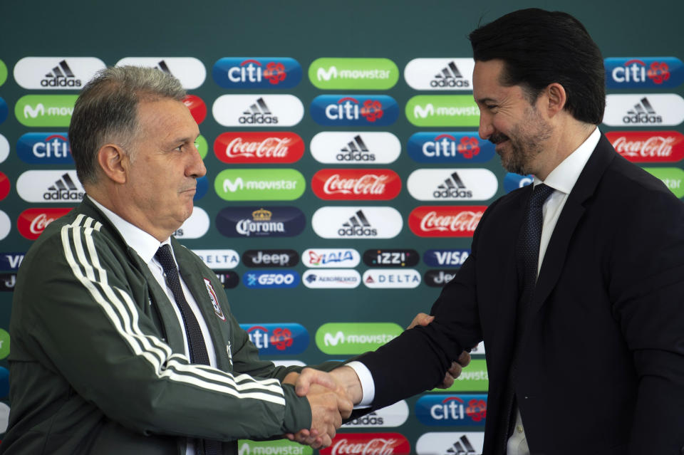 Martino junto a de Luisa en la presentación del entrenador, en enero de 2019. (PEDRO PARDO/AFP via Getty Images)