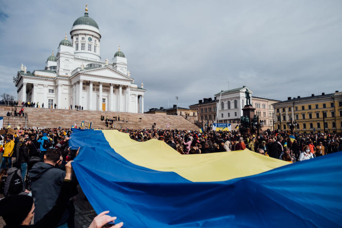 A few thousand people gather in central Senaatintori Square to show support for Ukraine.