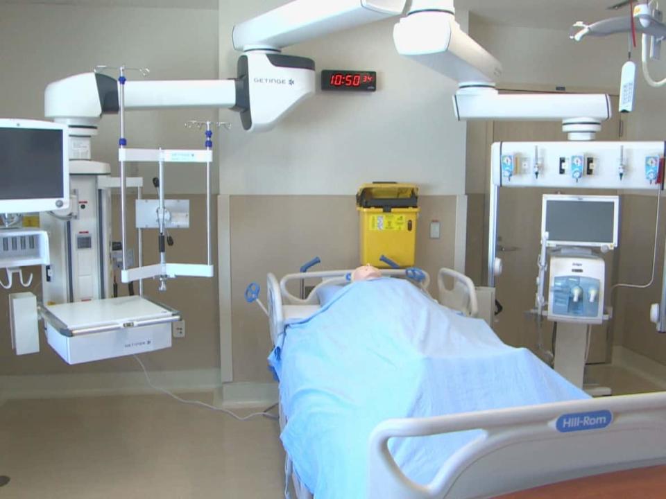 Horizon Health unveiled the new $21-million intensive care unit at the Dr. Everett Chalmers Regional Hospital on Friday. (Ed Hunter/CBC - image credit)