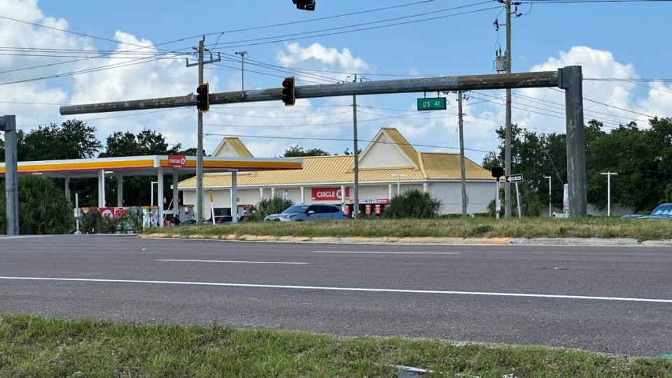A Circle K convenience store, shown 5/20/2024, is across the street from where another Circle K is planned on the southeast corner of 69th Street East and U.S. 41, north of Palmetto.