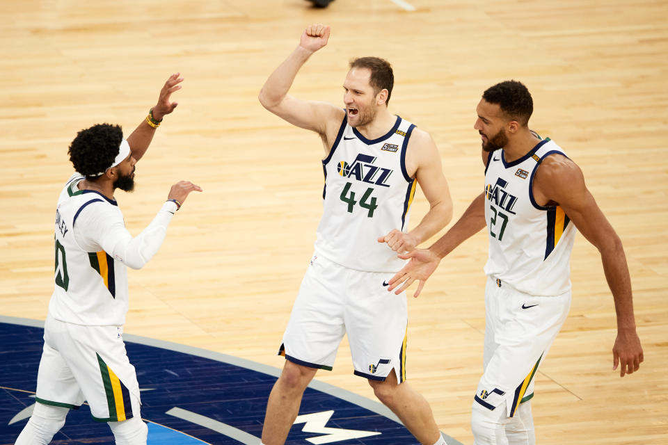 Mike Conley（圖左起）、Bojan Bogdanovic與Rudy Gobert。（Photo by Hannah Foslien/Getty Images）