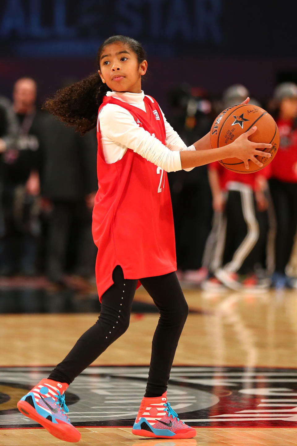 TORONTO, ON - FEBRUARY 14:  Gianna Bryant, daughter of  Kobe Bryant #24 of the Los Angeles Lakers and the Western Conference, handles the ball during warm ups before the NBA All-Star Game 2016 at the Air Canada Centre on February 14, 2016 in Toronto, Ontario. NOTE TO USER: User expressly acknowledges and agrees that, by downloading and/or using this Photograph, user is consenting to the terms and conditions of the Getty Images License Agreement.  (Photo by Elsa/Getty Images)