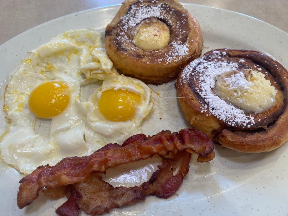 Cinna-roll French toast platter.