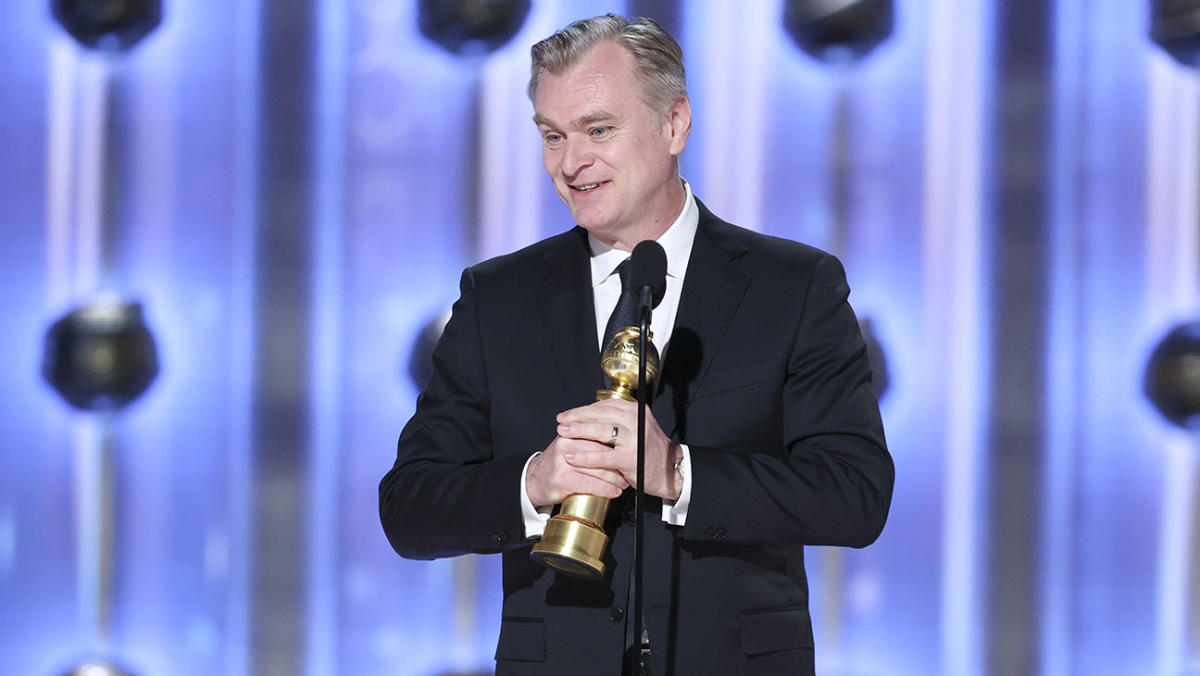 Golden Globes: Christopher Nolan Remembers Heath Ledger After Accepting ...