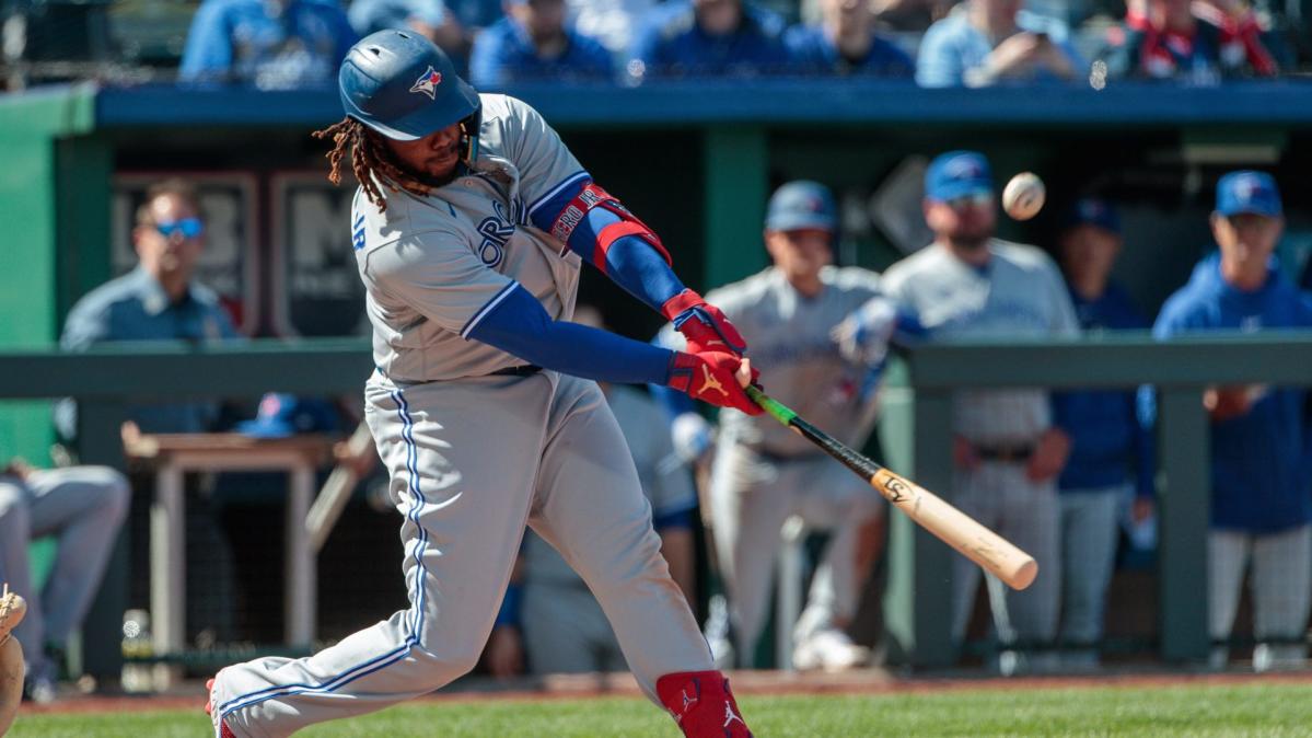 Jays' road win over Royals was the Daulton Varsho show