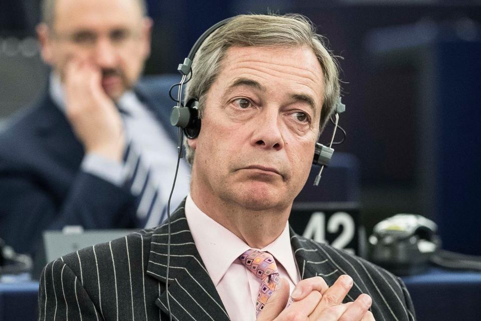 Brexit news latest: Nigel Farage claims 100,000 people have signed up to new Brexit Party