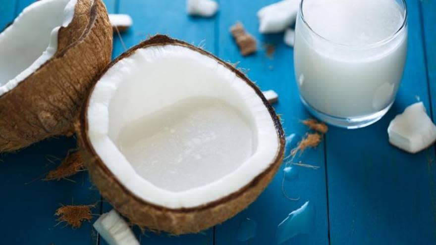 La bebida de coco es una de las alternativas dentro de las bebidas vegetales