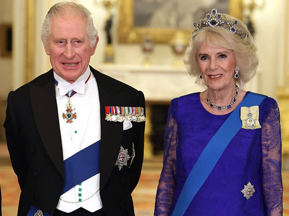 Das Porträt zeigt Charles und Camilla im November 2022 beim Staatsbankett im Buckingham Palast. (Bild: imago/i Images)