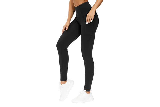 These $29 Yoga Pants With Pockets Have 13,000+ 5-Star  Reviews