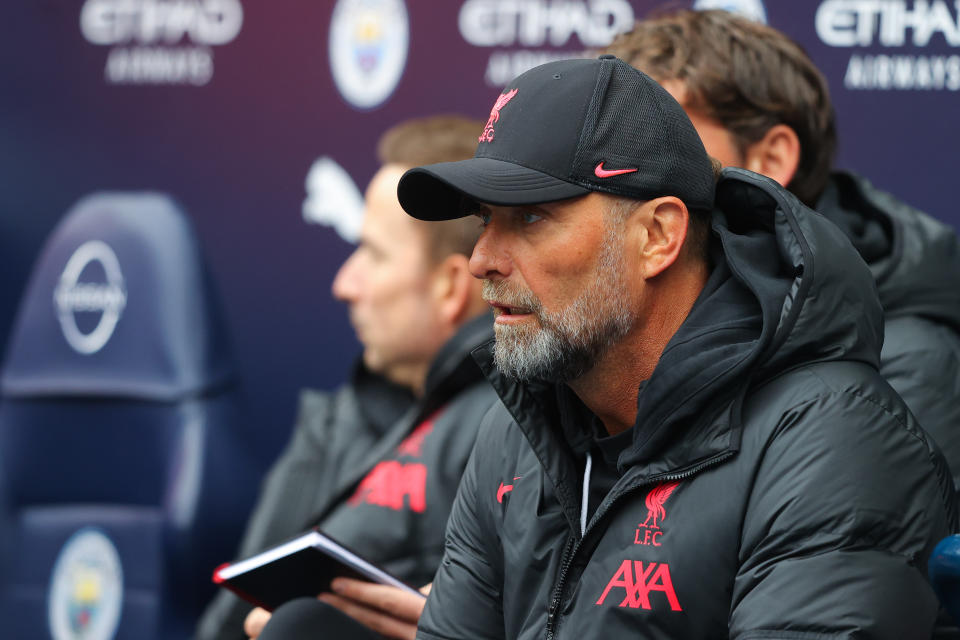 MANCHESTER, ENGLAND - APRIL 01: Jurgen Klopp, manager of Liverpool, looks on ahead of  the Premier League match between Manchester City and Liverpool FC at Etihad Stadium on April 01, 2023 in Manchester, England. (Photo by James Gill - Danehouse/Getty Images)